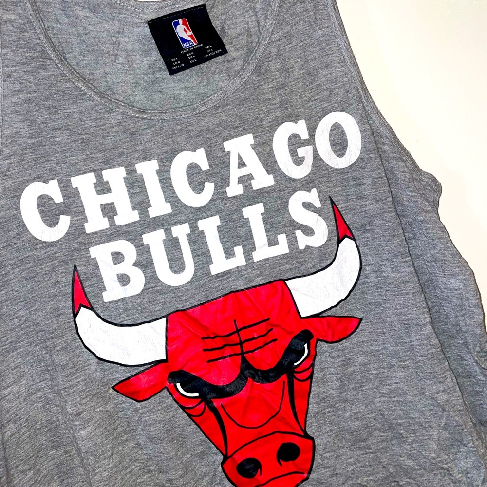 Forever 21- NBA official women’s tank! (Never Worn)